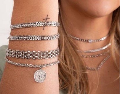 Pulseiras em prata 925 da Maxi Acessórios.